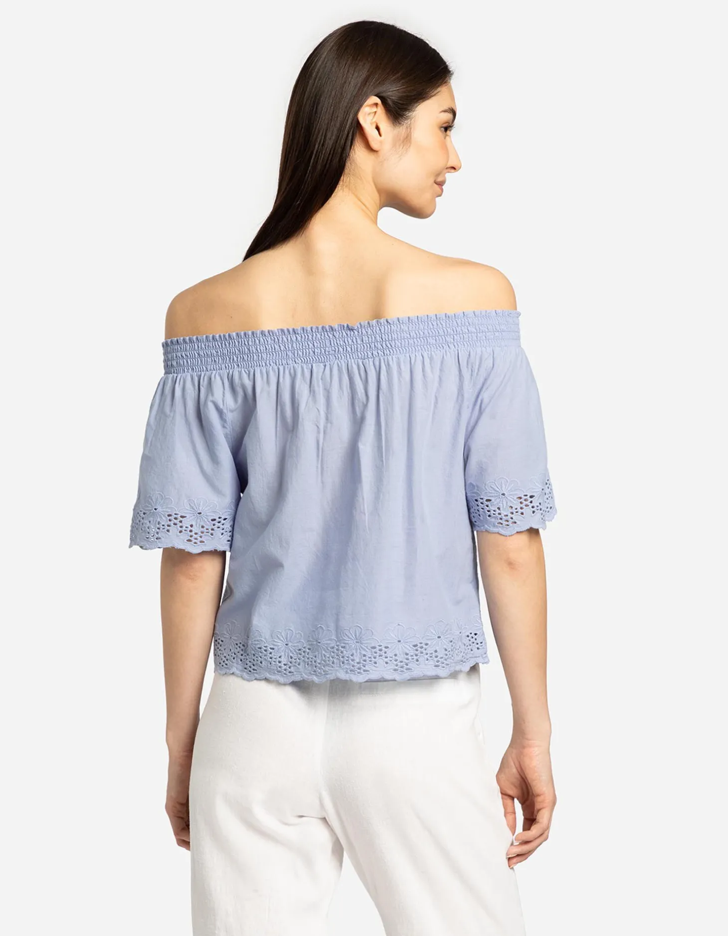 Blouseshirt - Carmenhals - lichtblauw