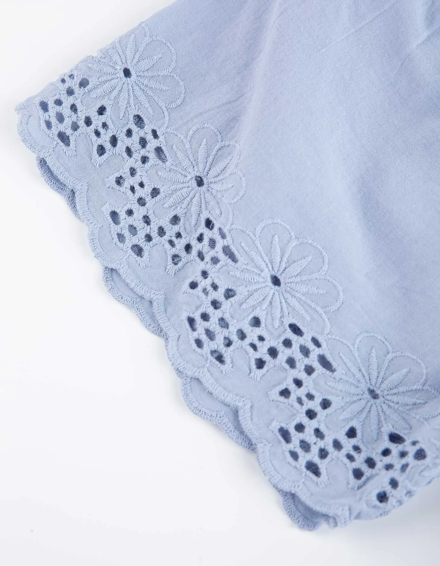 Blouseshirt - Carmenhals - lichtblauw