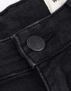 Denim short - Vaste pijpomslag - zwart