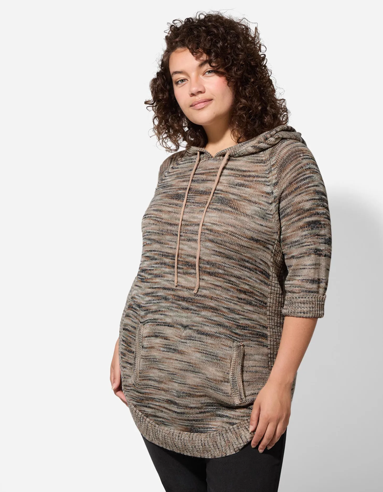 Hoodie - Meerkleurig design - bruin