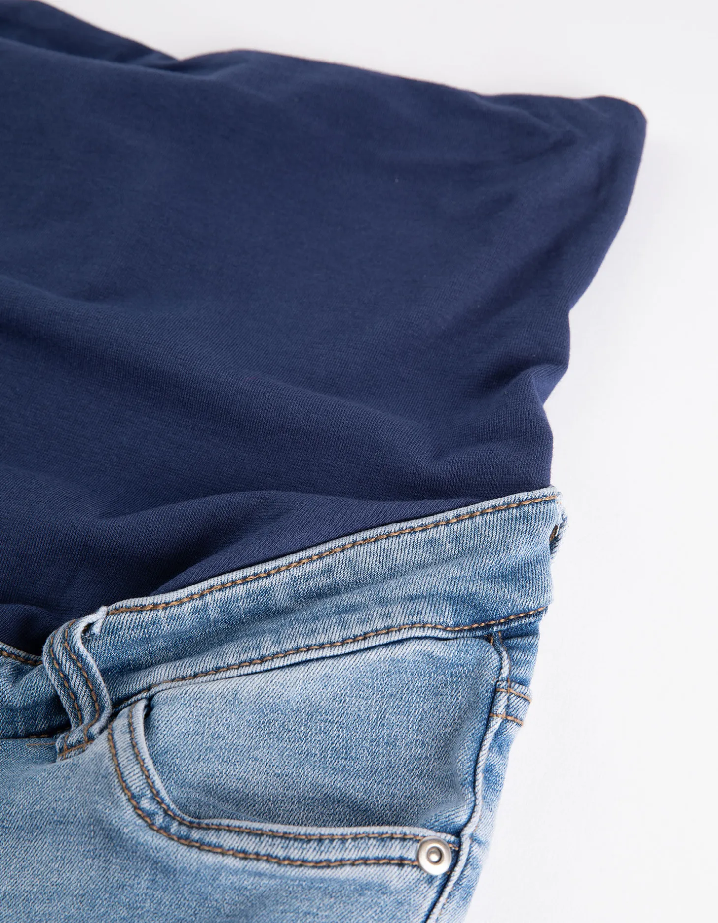 Jeans - Zwangerschapskleding - lichtblauw