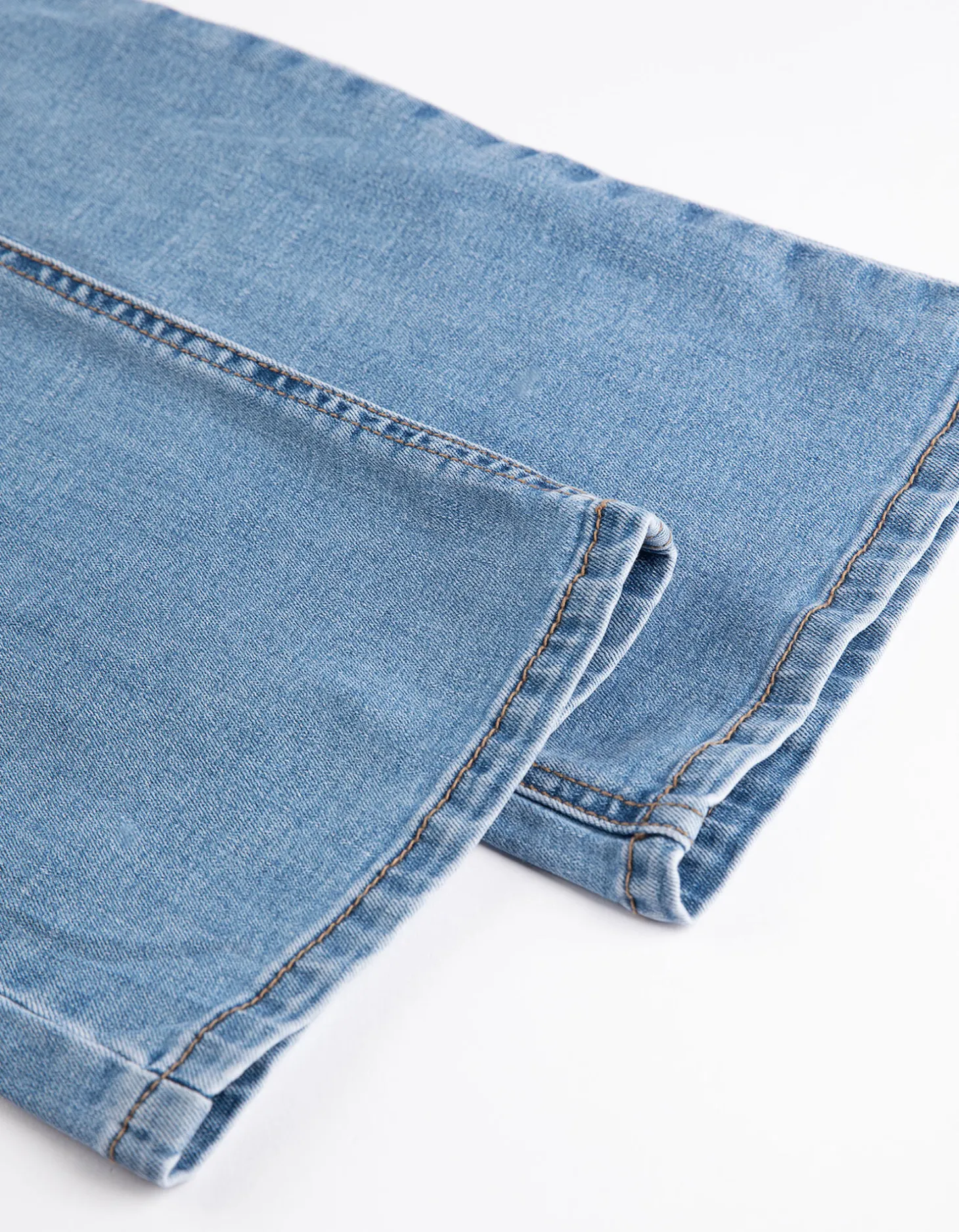 Jeans - Zwangerschapskleding - lichtblauw