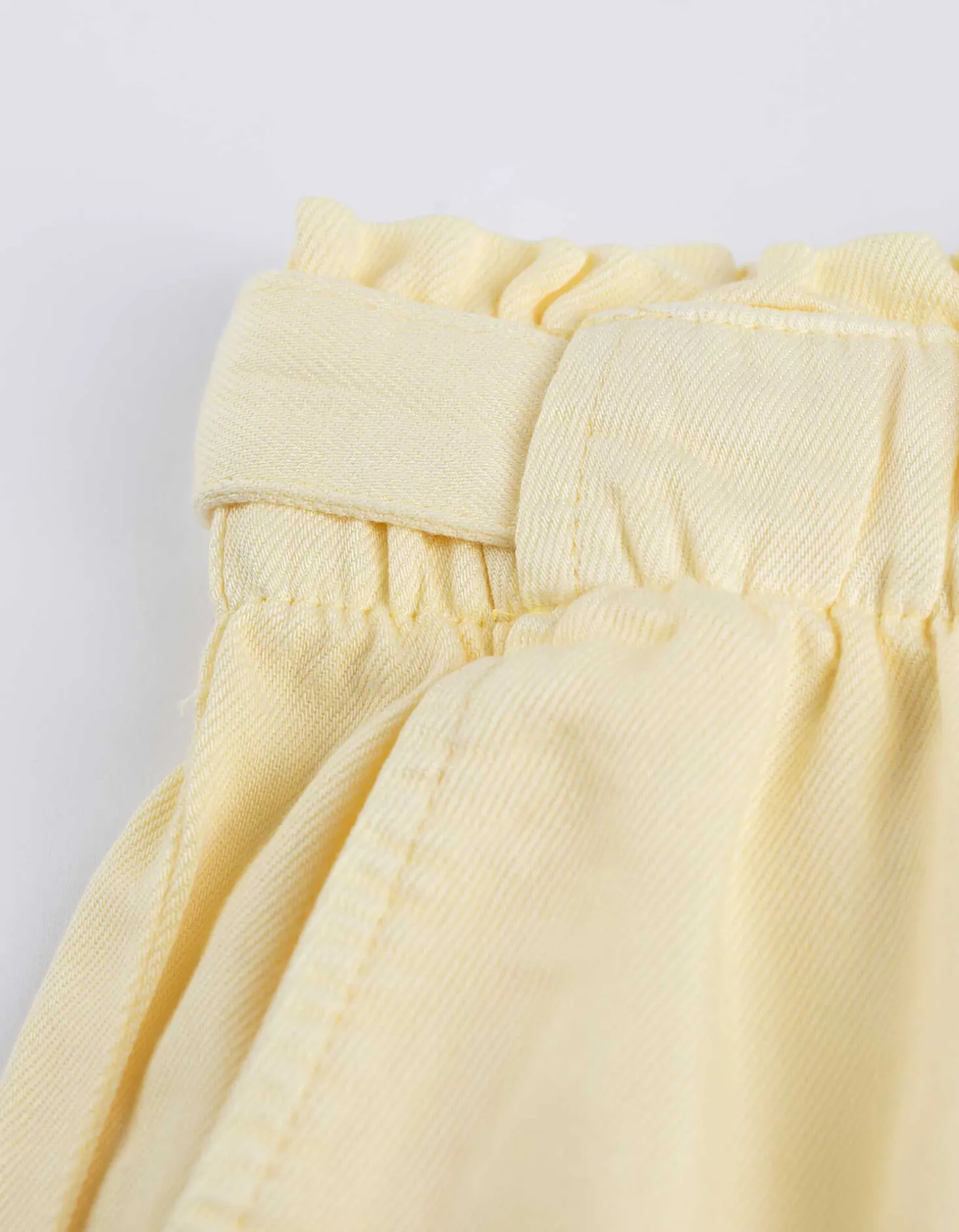Short - Zachte touch - lichtgeel