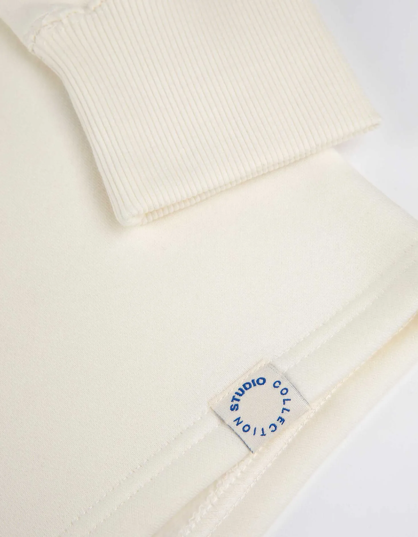 Sweatshirt - Afdrukken achteraan - wit
