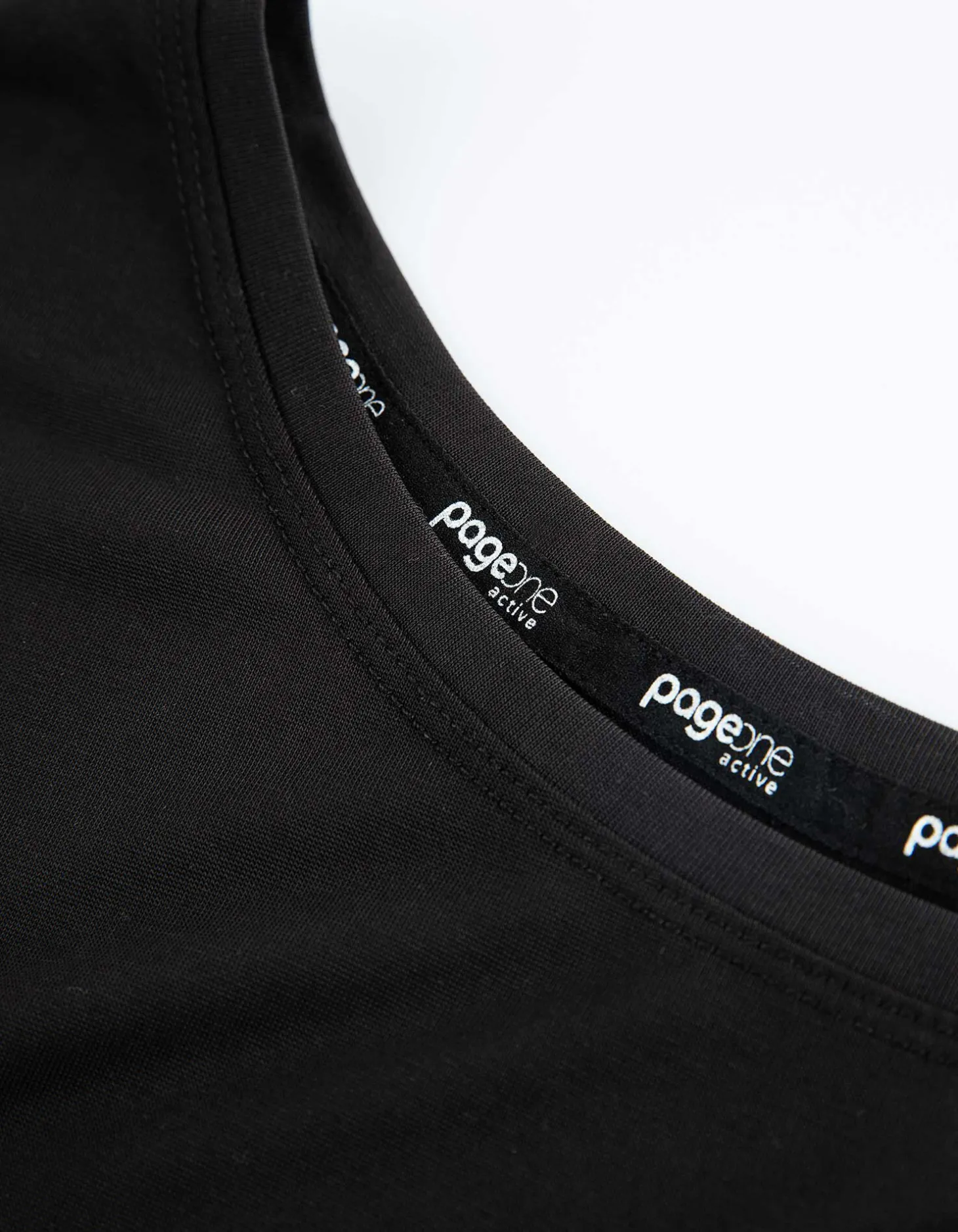 T-shirt - Ademend - zwart