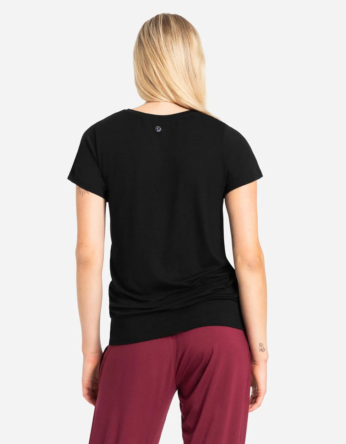T-shirt - LENZING™ ECOVERO™ - zwart
