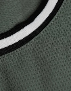 T-shirt - Mesh - donkergroen