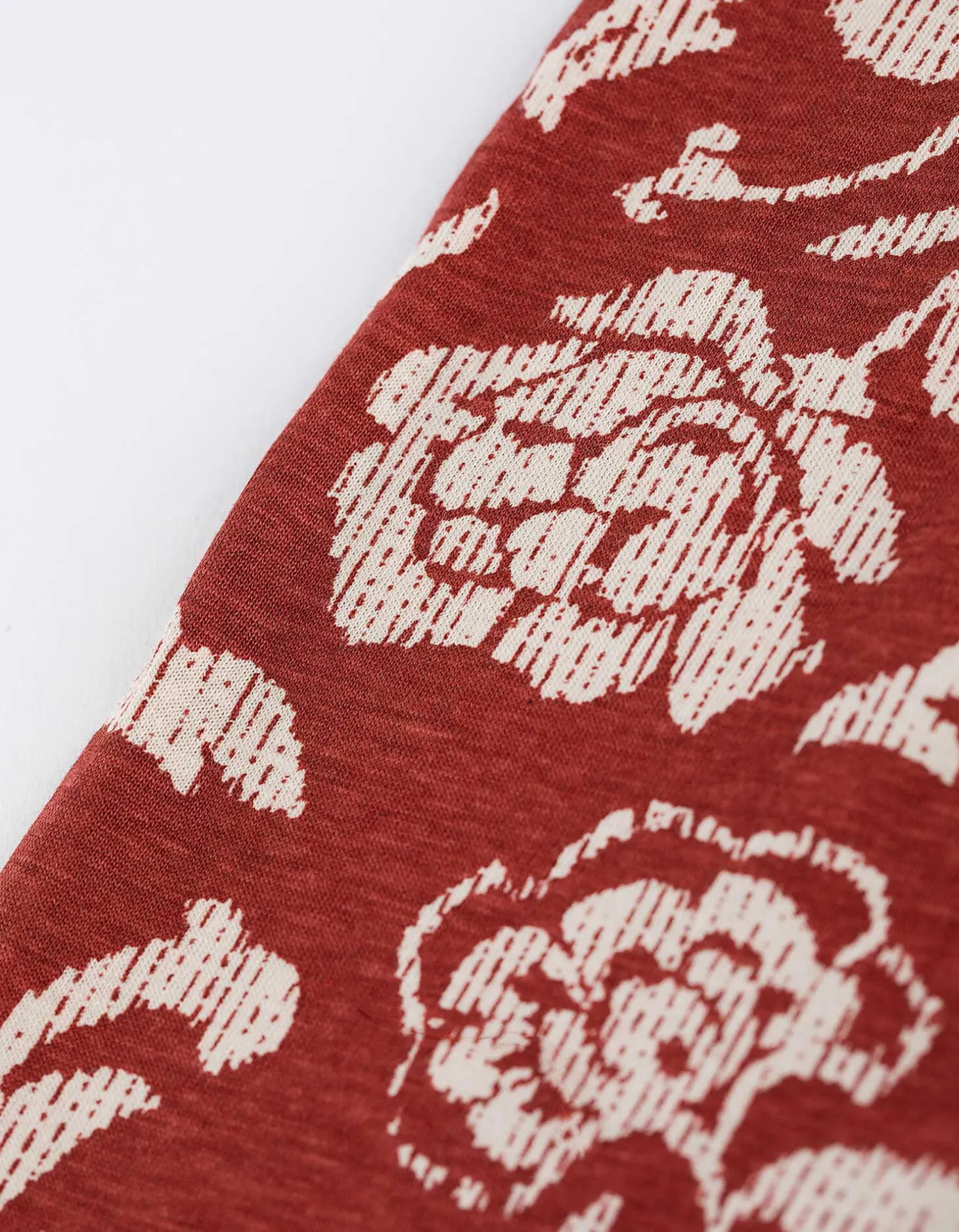 T-shirt - Motief all-over - donkerrood