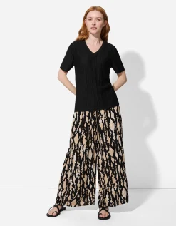 T-shirt - Plooien - zwart